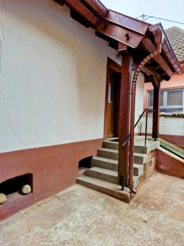 Lupstein Apartment | La petite maison