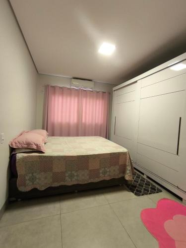 Campo Novo Do Parecis House | Quarto com piscina