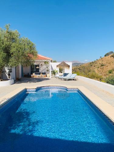 Colmenar House | Casa OlivAzul