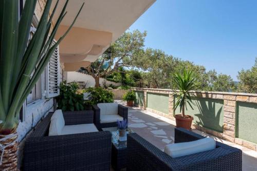 Krizni rat Apartment | Relaxing Beach holiday house