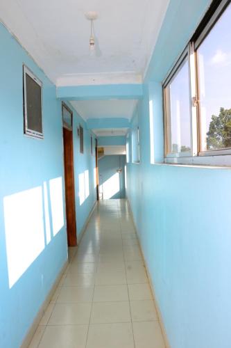 Entebbe Hotel | NAV Motel
