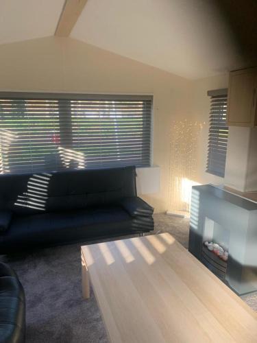 Great Houghton Other | BLW 04