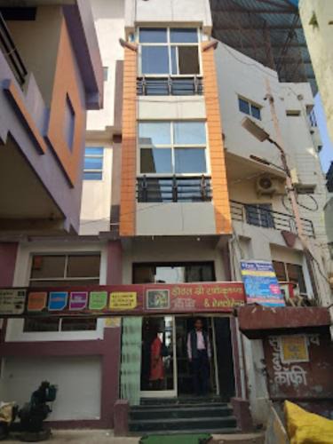 Omkareshwar Hotel | Hotel Shri Radhe Krishna,Omkareshwar