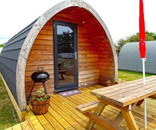 Crynant Other | Gateway Resort En-Suite Glamping Pod