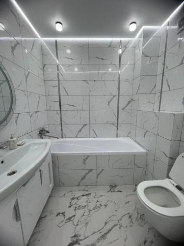 Uralsk Apartment | Яркая студия в новом доме