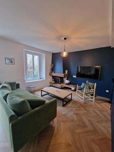 Breuillet Villa | Magnifique maison au cœur d'un jardin paysager