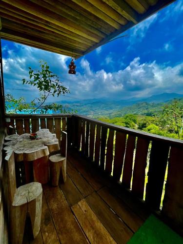 Cali Cabin | Parque ecoturistico