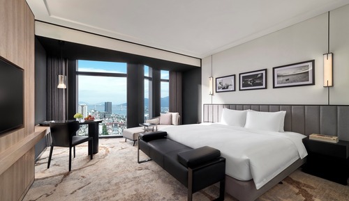 Premium Room, 1 King Bed, Accessible, River View (Club Lounge Access)