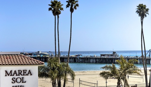 Luxury Suite, 1 King Bed, Balcony, Partial Ocean View