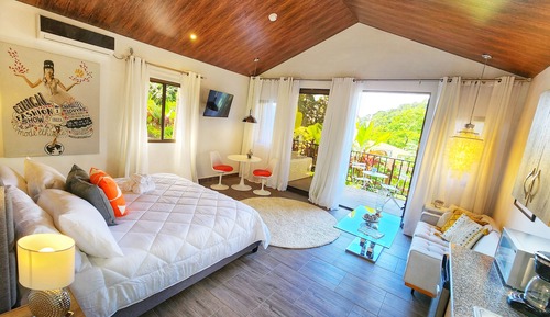 Deluxe Cabin, 1 King Bed, Hot Tub, Ground Floor