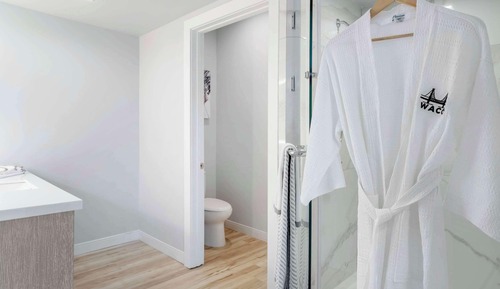 Suite, 1 King Bed, Non Smoking