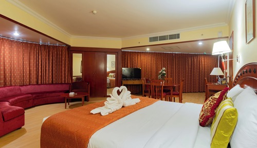 Signature Suite
