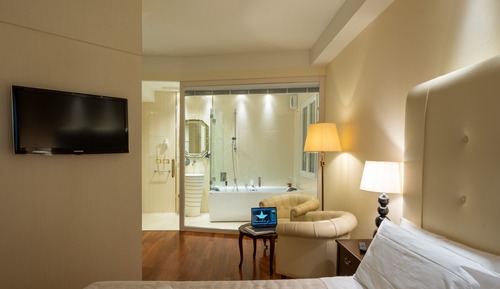 Luxury Double Room, Jetted Tub
