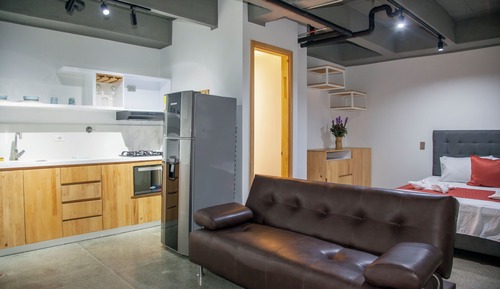 Deluxe Apartment