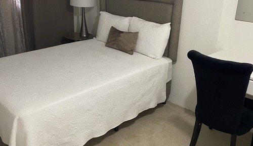 Comfort Apartment, Annex Building