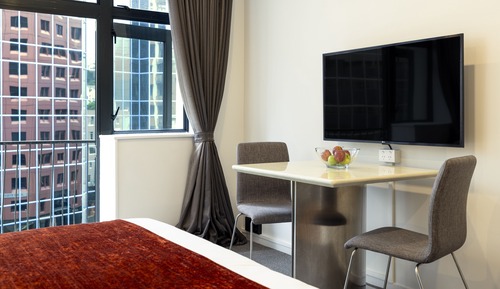 King Studio Apartment