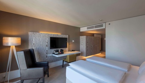 Deluxe Room, 1 King Bed