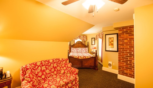 Classic Room (Inn)
