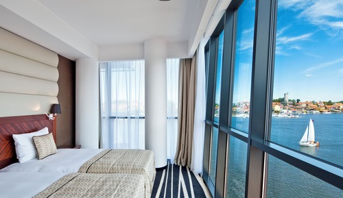Classic Suite, Balcony, Lake View