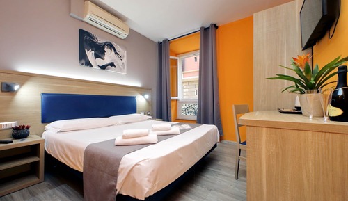 Economy Double Room (New Moon)