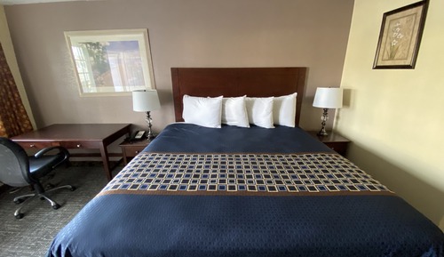 Standard Room, 1 King Bed, Non Smoking