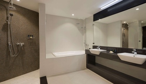 Junior Suite, 1 King Bed, Ocean View (non smoking)