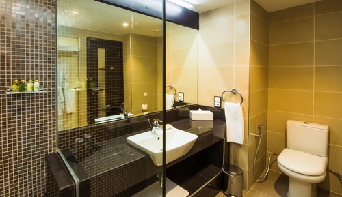 Junior Suite, 1 King Bed, Courtyard View (non smoking)