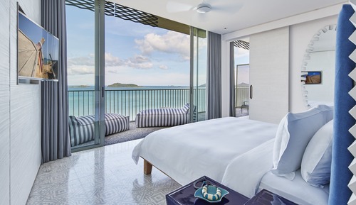 Bay Suite