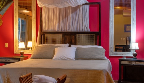 Signature Room