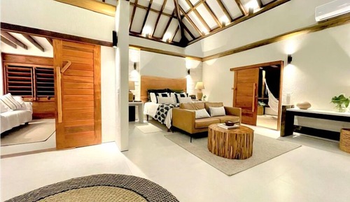 Deluxe House
