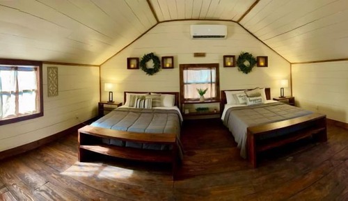 Forest Cabin Sleep 7