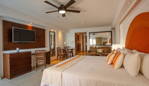 Oceanfront Deluxe Renovated