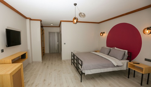 Standard Room, 2 Double Beds, Mountain View