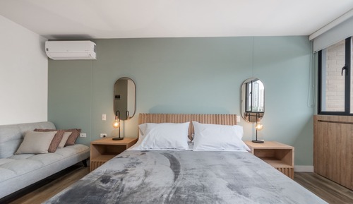 Studio Suite (914)