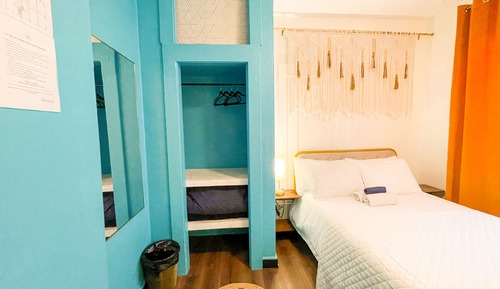 Economy Room