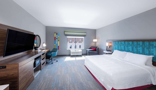 Room, 1 King Bed, Bathtub