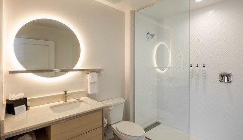 Studio, 2 Queen Beds (Hearing Accessible)