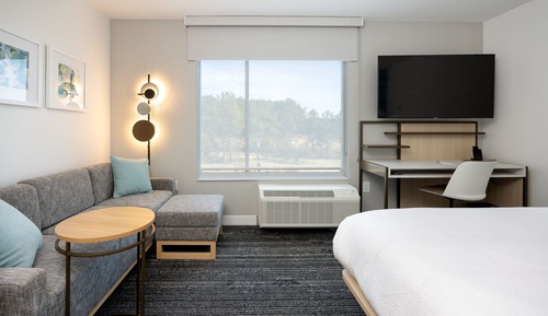 Studio, 1 King Bed