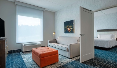 Suite, 1 Queen Bed