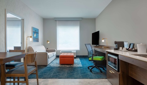 Room, 1 Queen Bed, Accessible (3x3 Shower)