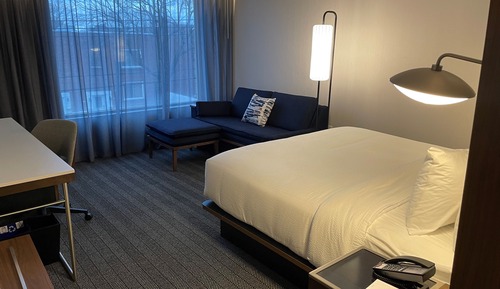 Standard Room, 1 King Bed