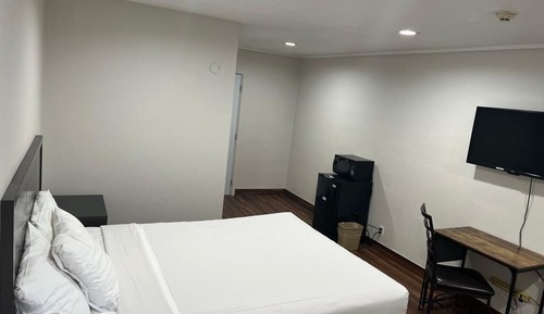 Basic Single Room