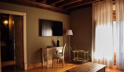 Presidential Studio Suite