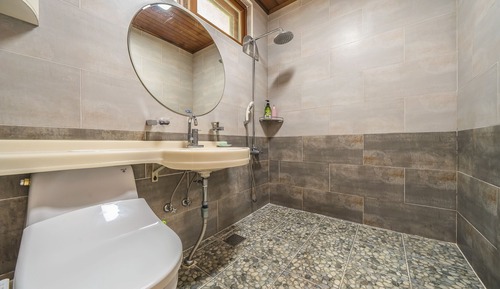 Basic Room, 1 Bedroom (forest101(private BBQ))