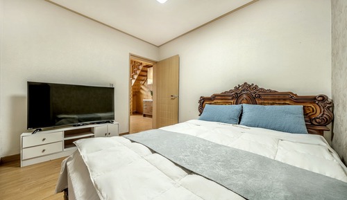 Basic Room, 2 Bedrooms (sky100(private BBQ))