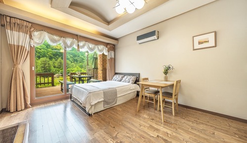 Basic Room, 1 Bedroom (sky201(private BBQ))