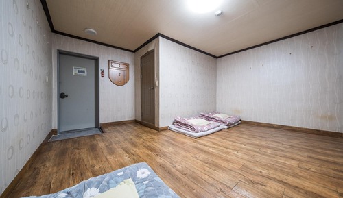 Room (Ondol (4 Person))