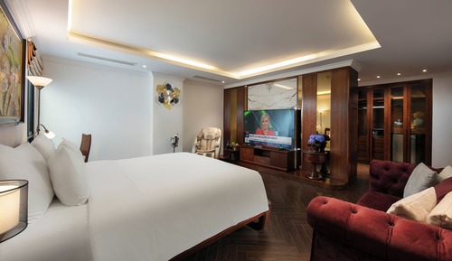 Room, Connecting Rooms