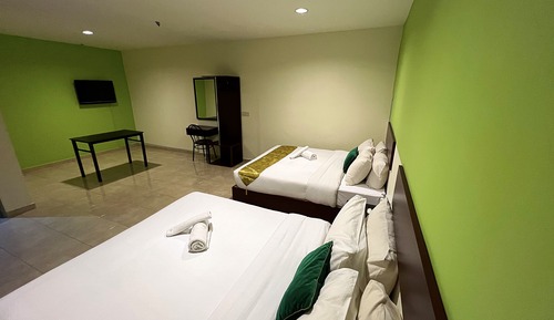 Basic Quadruple Room