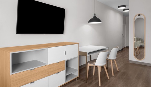 Studio, 2 Queen Beds, Non Smoking (Mobility/Hearing Access, Roll-in Shwr)
